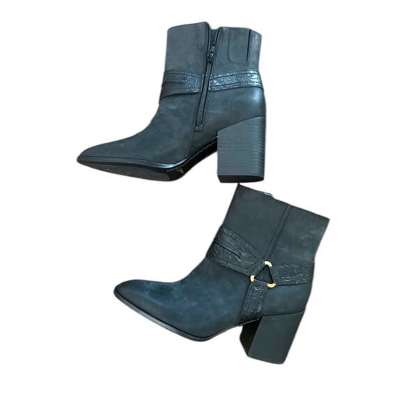 NWOT Vionic Vienne Carnelia Over the Ankle Black Boots Sz 9 - Picture 8 of 11